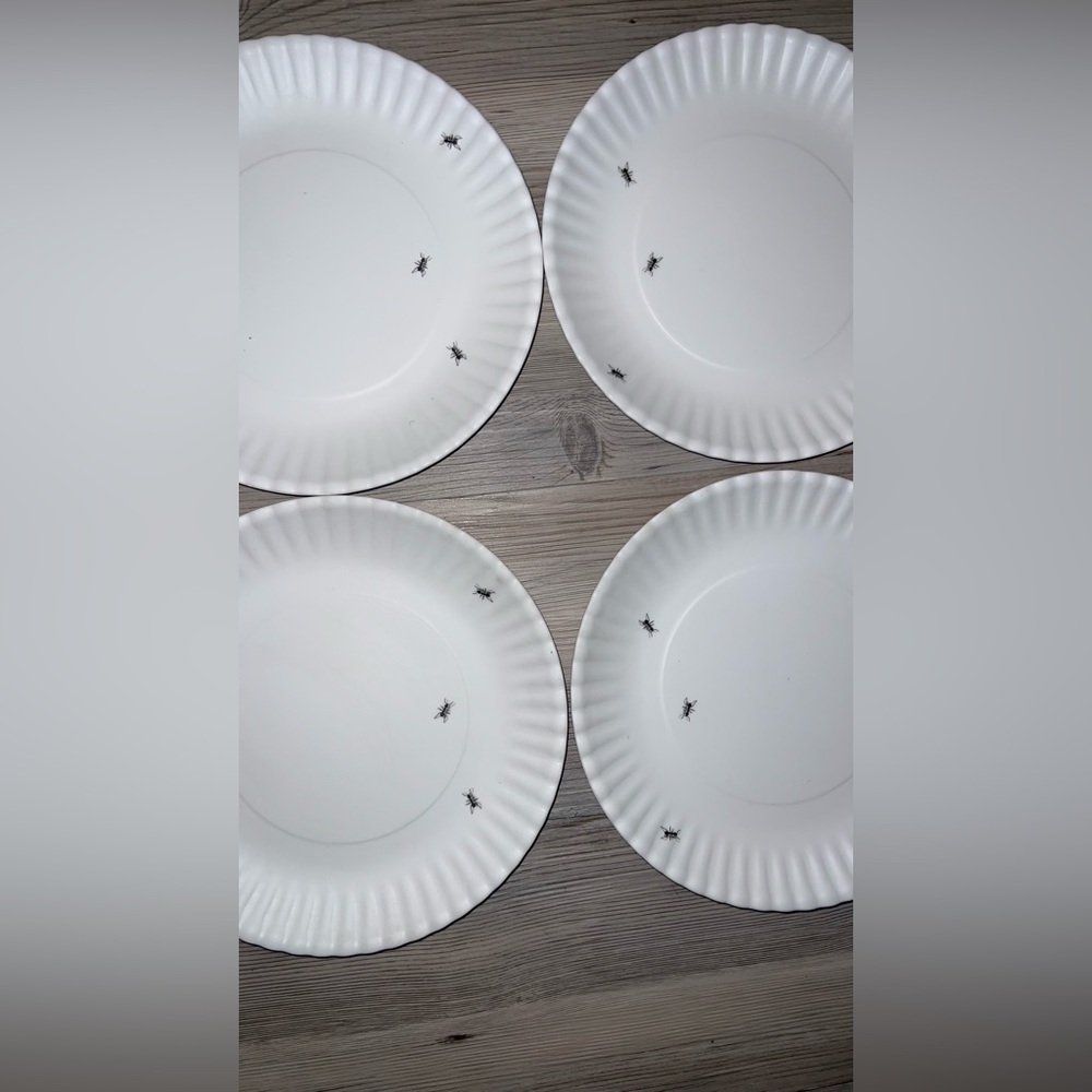 180 Degrees Reusable Melamine "Paper Plate Look" 8.75” Dinner Plates - Picture 2 of 8